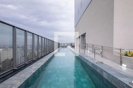 Studio para alugar com 21m², 1 quarto e sem vaga Studio para alugar com 21m², 1 quarto e sem vagaÁrea comum - Piscina