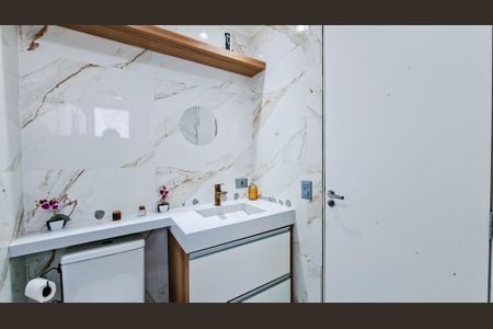 Apartamento à venda com 61m², 2 quartos e 2 vagasBanheiro Social