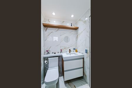 Apartamento à venda com 61m², 2 quartos e 2 vagasBanheiro Social