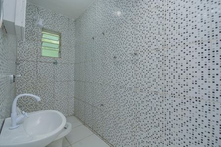 Casa para alugar com 52m², 1 quarto e 1 vagaBanheiro social