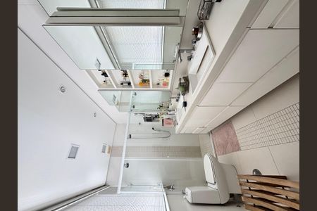 Apartamento à venda com 215m², 3 quartos e 3 vagasBanheiro da Suíte 3