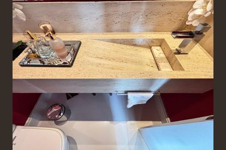 Apartamento à venda com 215m², 3 quartos e 3 vagasLavabo