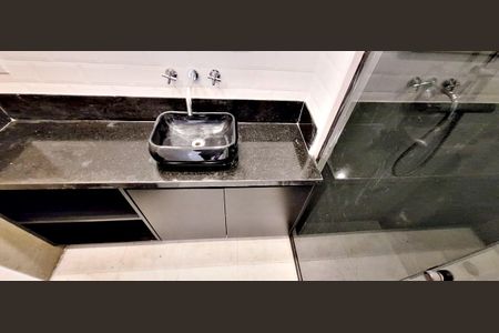 Apartamento para alugar com 69m², 1 quarto e 1 vaga