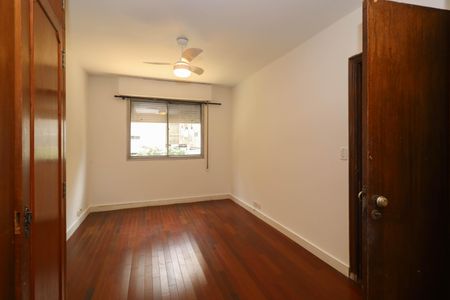 Apartamento para alugar com 120m², 3 quartos e 1 vagaQuarto 1