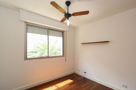 Apartamento para alugar com 120m², 3 quartos e 1 vagaQuarto 2