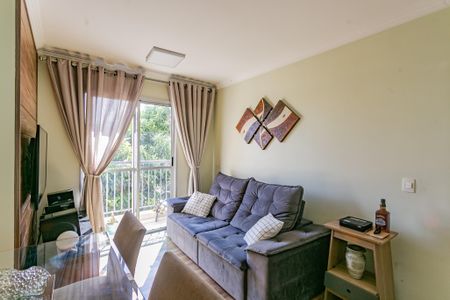 Sala de apartamento para alugar com 2 quartos, 52m² em Vila Liviero, São Paulo