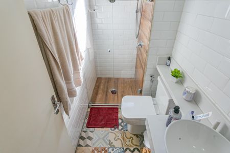 Apartamento à venda com 52m², 2 quartos e 1 vaga Apartamento à venda com 52m², 2 quartos e 1 vagaBanheiro da Suíte