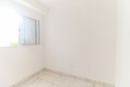Quarto 2 de apartamento para alugar com 2 quartos, 56m² em Cidade Líder, São Paulo