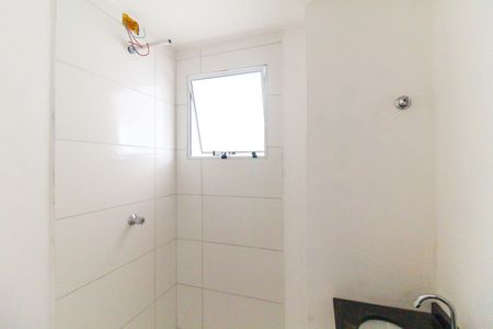 Apartamento para alugar com 56m², 2 quartos e 1 vaga Apartamento para alugar com 56m², 2 quartos e 1 vagaBanheiro