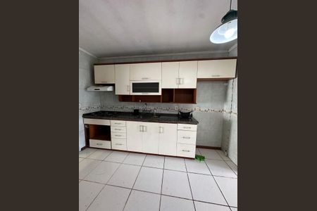Cozinha  de casa para alugar com 2 quartos, 119m² em Ponta Grossa, Porto Alegre