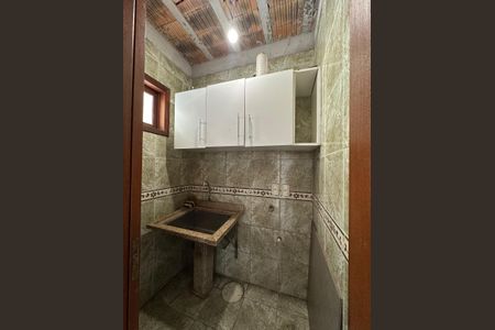 Casa para alugar com 119m², 2 quartos e 1 vagaÁrea de Serviço