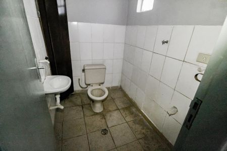 Casa para alugar com 70m², 1 quarto e sem vaga Casa para alugar com 70m², 1 quarto e sem vagaBanheiro