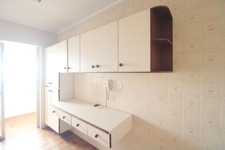 Apartamento para alugar com 64m², 2 quartos e 1 vagaCozinha