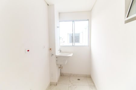 Apartamento para alugar com 56m², 2 quartos e 1 vaga Apartamento para alugar com 56m², 2 quartos e 1 vagaCozinha e Área de Serviço