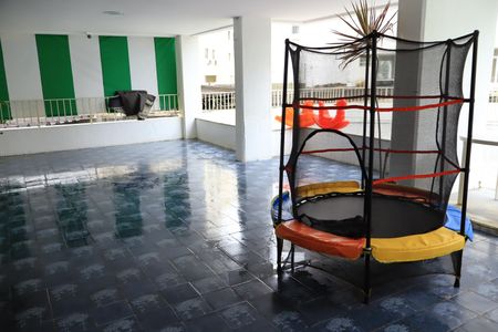 Apartamento para alugar com 79m², 2 quartos e 1 vagaÁrea comum - Playground