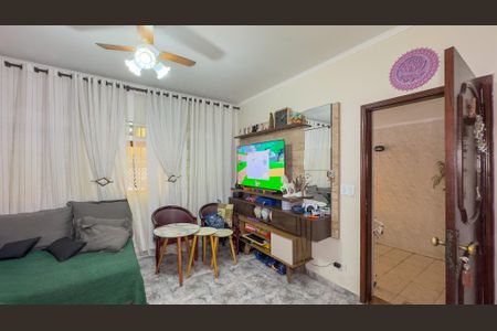 Casa à venda com 320m², 4 quartos e 6 vagasSala