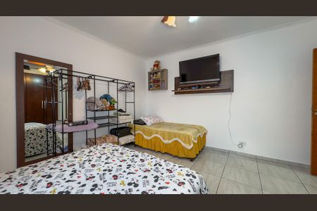 Casa à venda com 320m², 4 quartos e 6 vagasQuarto 4 - Suíte