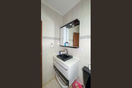 Casa à venda com 320m², 4 quartos e 6 vagasBanheiro da Suíte 2