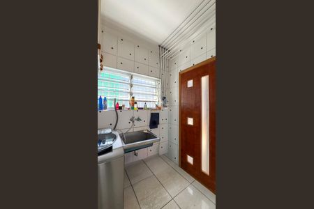 Casa à venda com 320m², 4 quartos e 6 vagasÁrea de Serviço