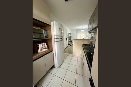 Cozinha  de apartamento para alugar com 2 quartos, 52m² em Igara, Canoas