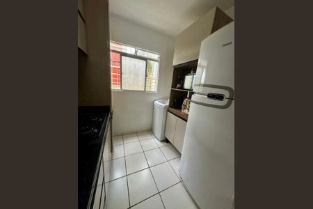 Cozinha  de apartamento para alugar com 2 quartos, 52m² em Igara, Canoas