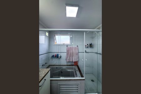 Banheiro da Suíte de casa de condomínio à venda com 3 quartos, 115m² em Vila Invernada, São Paulo