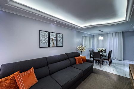 Casa de condomínio à venda com 115m², 3 quartos e 2 vagasSala