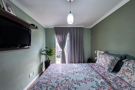 Casa de condomínio à venda com 115m², 3 quartos e 2 vagasSuíte