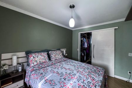 Casa de condomínio à venda com 115m², 3 quartos e 2 vagasSuíte