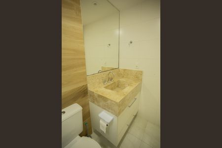 Apartamento para alugar com 65m², 2 quartos e 1 vagaBANHEIRO