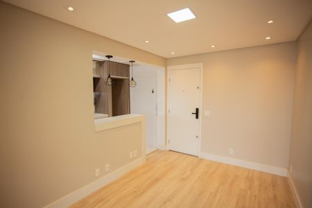 SALA de apartamento para alugar com 2 quartos, 65m² em Vila Ester (zona Norte), São Paulo