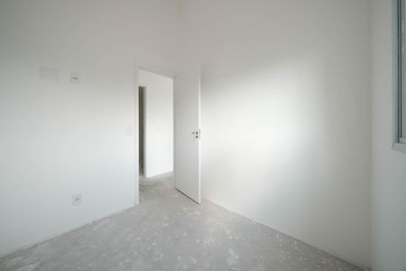 Quarto de apartamento à venda com 2 quartos, 51m² em Jardim Maringa, São Paulo