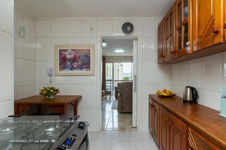 Apartamento à venda com 105m², 3 quartos e 2 vagasCozinha