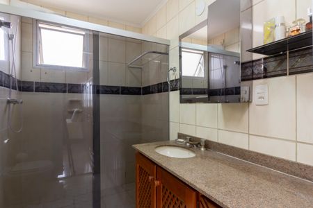 Apartamento à venda com 105m², 3 quartos e 2 vagasBanheiro
