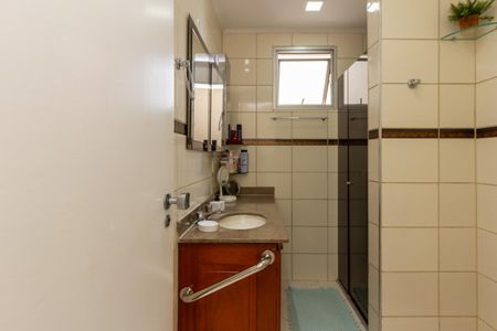 Apartamento à venda com 105m², 3 quartos e 2 vagasBanheiro