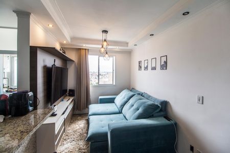 Sala  de apartamento para alugar com 2 quartos, 50m² em Vila da Oportunidade, Carapicuíba