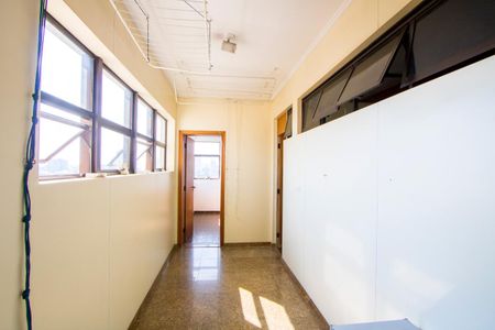 Apartamento para alugar com 300m², 4 quartos e 2 vagasÁrea de serviço