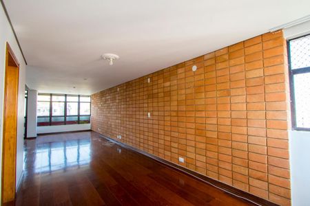 Apartamento para alugar com 300m², 4 quartos e 2 vagasSala