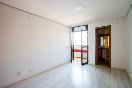 Apartamento para alugar com 300m², 4 quartos e 2 vagasQuarto 2 - Suíte