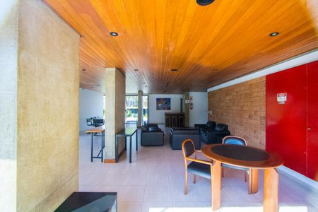 Apartamento para alugar com 300m², 4 quartos e 2 vagasÁrea comum - Salão de festas