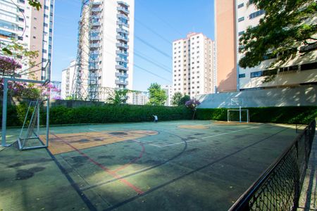 Apartamento para alugar com 300m², 4 quartos e 2 vagasÁrea comum - Quadra esportiva