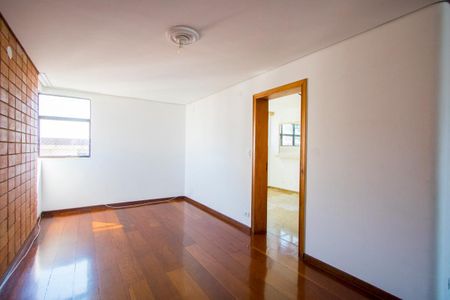 Apartamento para alugar com 4 quartos, 300m² em Vila Lea, Santo André