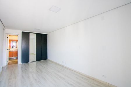 Apartamento para alugar com 300m², 4 quartos e 2 vagasQuarto 1 - Suíte