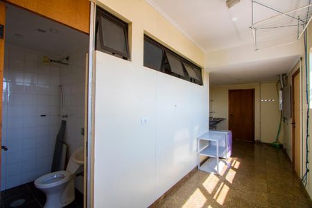 Apartamento para alugar com 300m², 4 quartos e 2 vagasÁrea de serviço