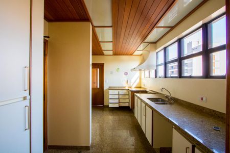 Apartamento para alugar com 300m², 4 quartos e 2 vagasCozinha
