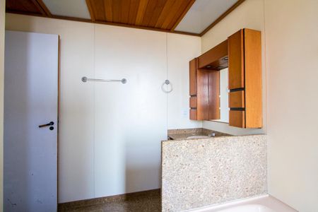 Apartamento para alugar com 300m², 4 quartos e 2 vagasBanheiro do quarto 1