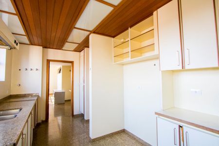 Apartamento para alugar com 300m², 4 quartos e 2 vagasCozinha