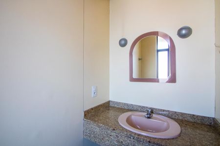 Apartamento para alugar com 300m², 4 quartos e 2 vagasLavabo