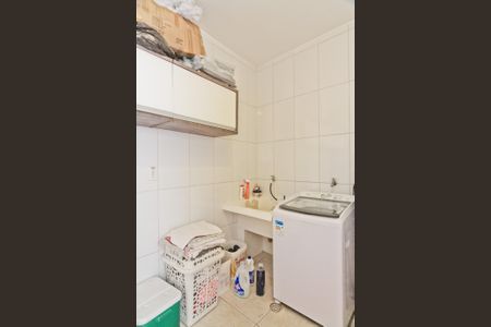 Casa à venda com 130m², 2 quartos e 1 vagaÁrea de Serviço