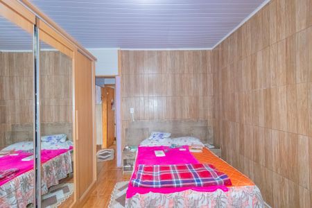 Quarto 1 de casa à venda com 3 quartos, 54m² em Olaria, Canoas